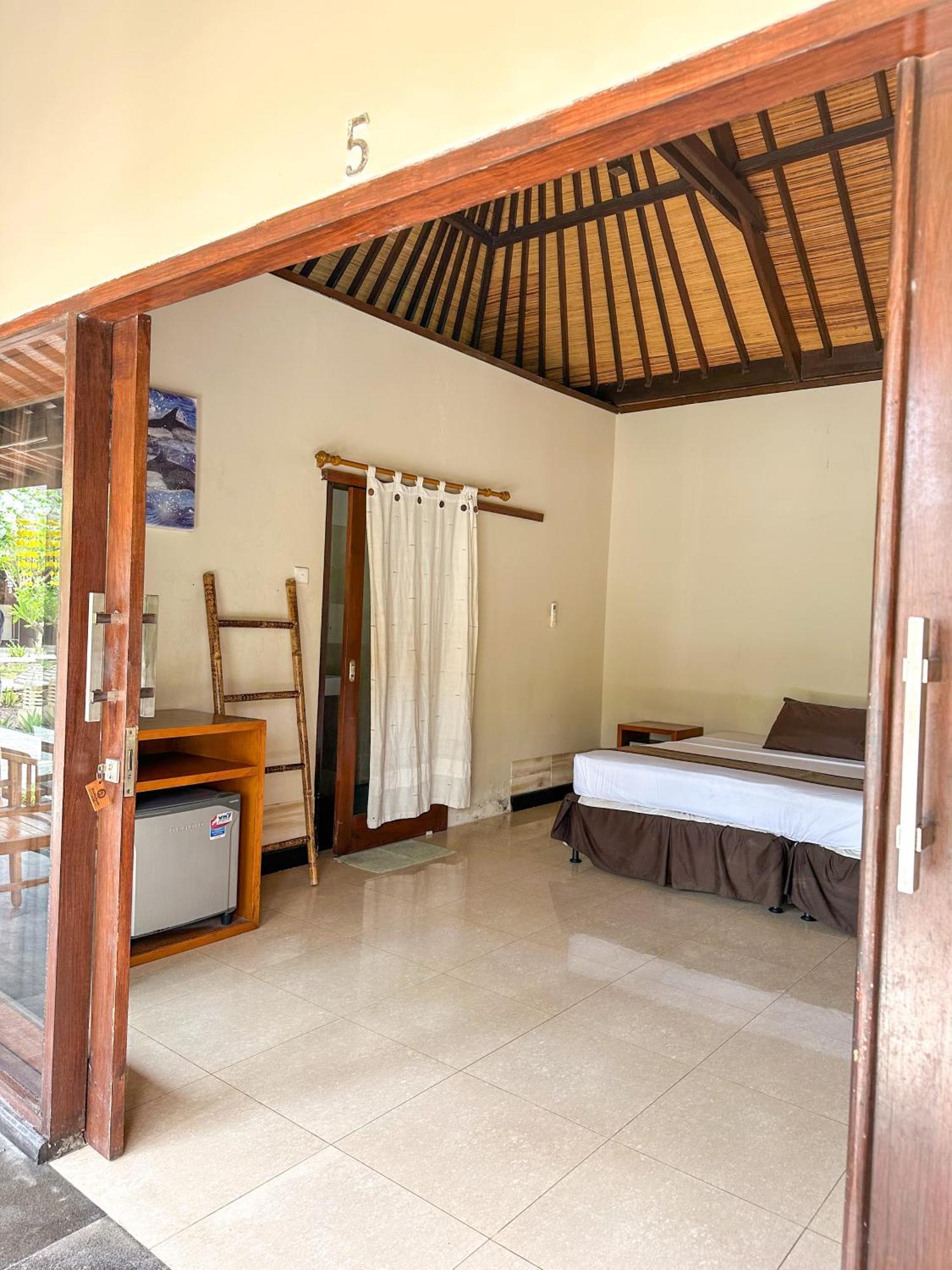Trawangan Oasis Hotel Quần đảo Gili Ngoại thất bức ảnh