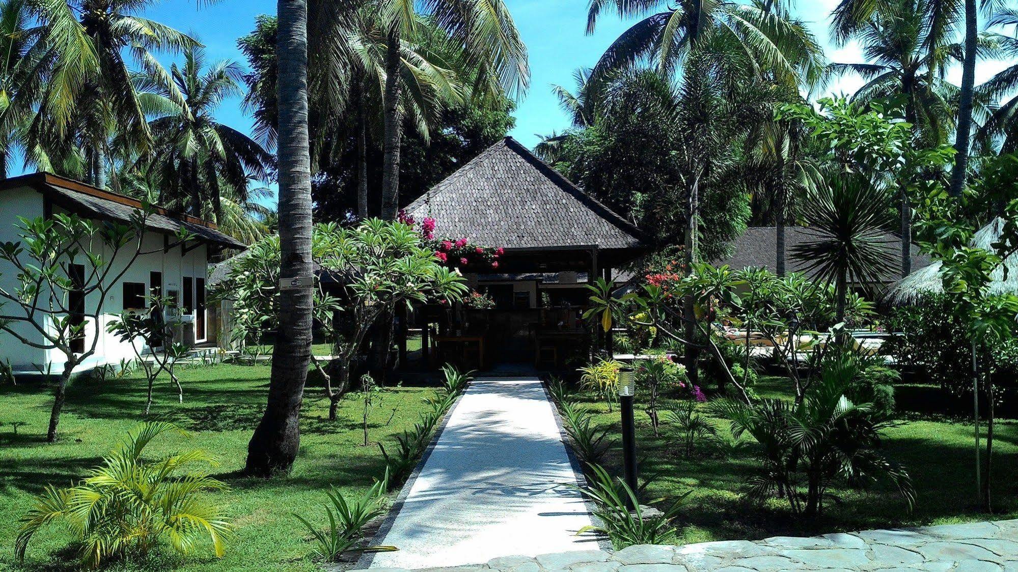 Trawangan Oasis Hotel Quần đảo Gili Ngoại thất bức ảnh