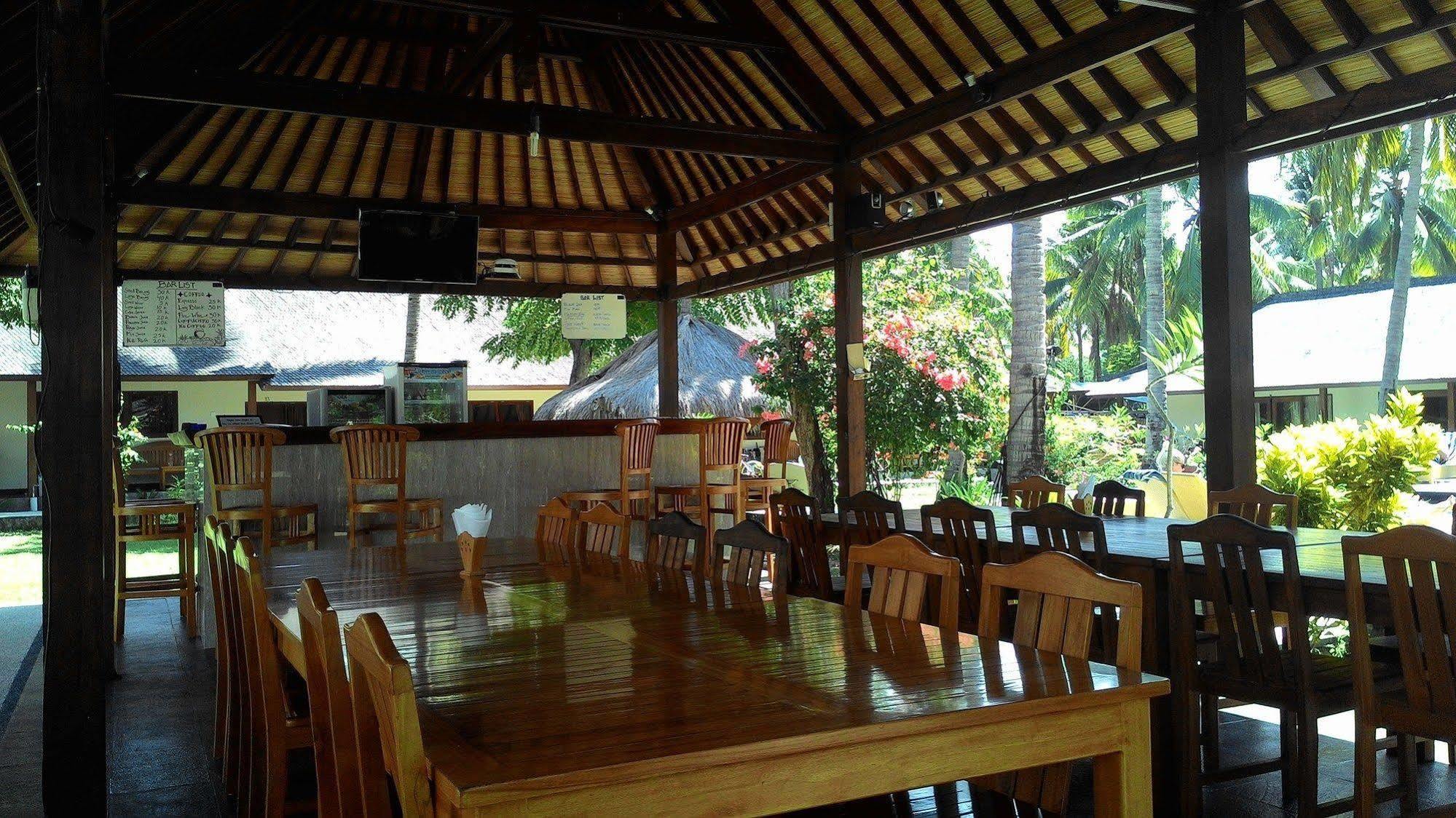 Trawangan Oasis Hotel Quần đảo Gili Ngoại thất bức ảnh