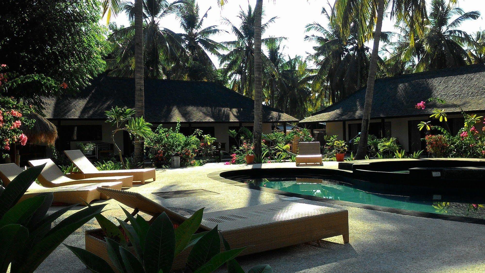 Trawangan Oasis Hotel Quần đảo Gili Ngoại thất bức ảnh